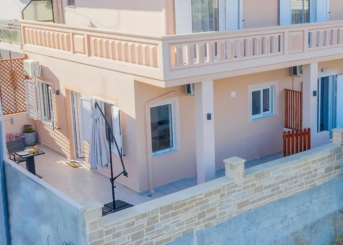 Artemis No.2 Apartment